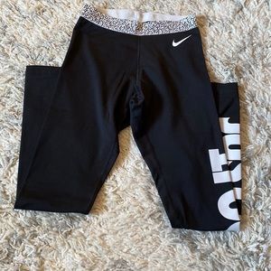 Nike dri fit thermal leggings